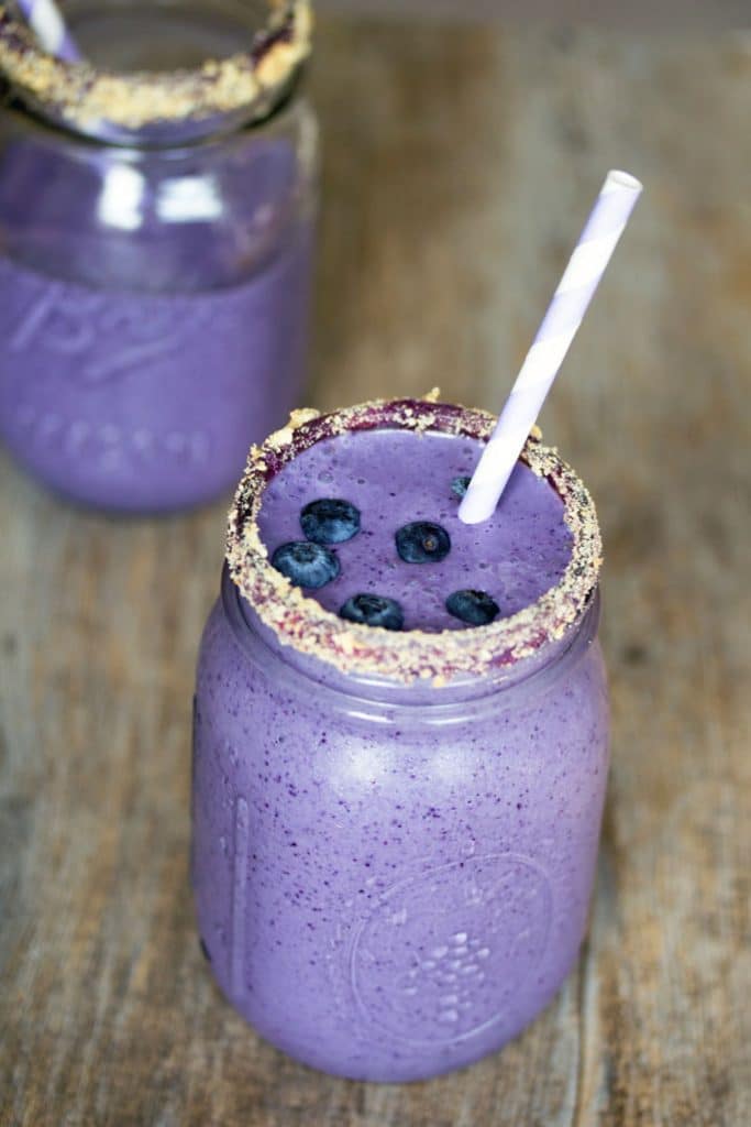 Blueberry Pie Milkshake -- Craving blueberry pie à la mode? This Blueberry Pie Milkshake will satisfy that craving in a much quicker way | wearenotmartha.com