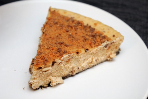 Butterfinger-Cheesecake-2.jpg