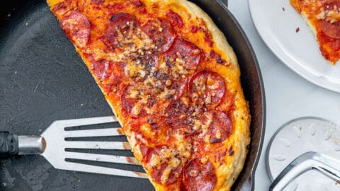 Round the Chuckbox: Sicilian-style cast iron skillet pizza