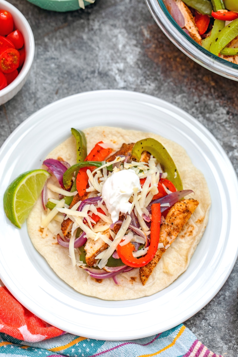 Chicken Fajitas Recipe {easy dinner} | We are not Martha