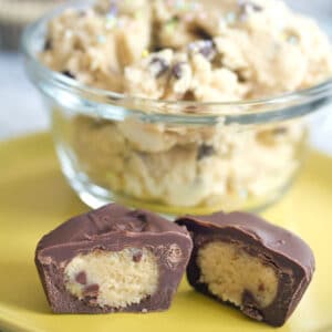 Chocolate Chip Cookie Dough Cups -- Whether you need a quick and easy dessert or you're just craving raw cookie dough and chocolate (who isn't??), these Chocolate Chip Cookie Dough Cups are the perfect treat! | wearenotmartha.com