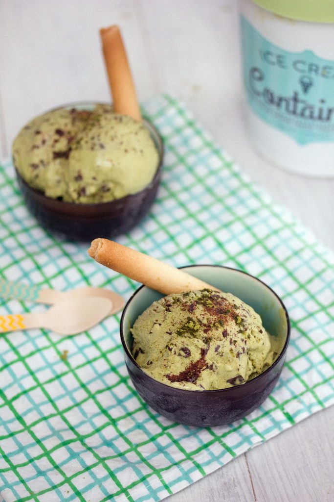 Chocolate Matcha Green Tea Ice Cream -- A refreshing ice cream packed with flavor and antioxidants! | wearenotmartha.com