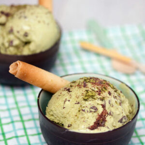 Chocolate Matcha Green Tea Ice Cream -- A refreshing ice cream packed with flavor and antioxidants! | wearenotmartha.com