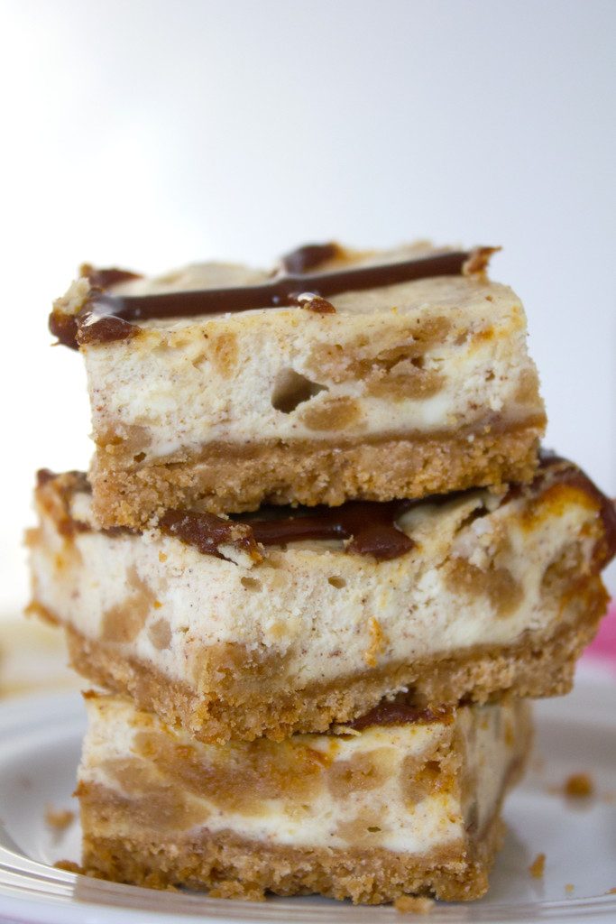 Cinnamon Bun Oreo Cheesecake Bars -- These Cheesecake Bars use Cinnamon Bun Oreo Cookies in the cookie crust and and the cheesecake filling | wearenotmartha.com