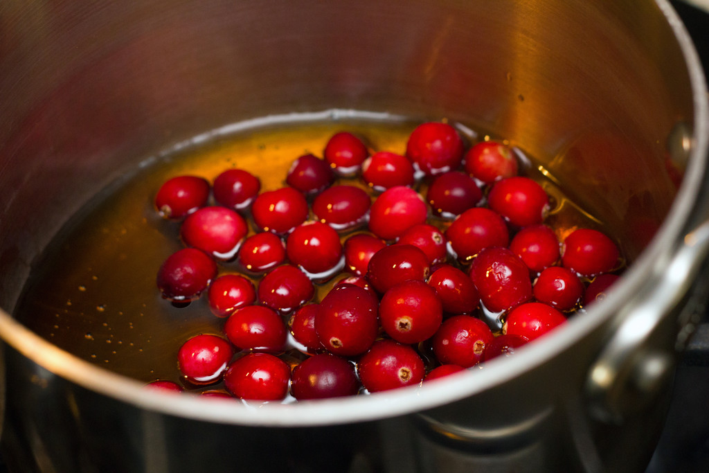 Cranberry Maple Syrup Saucepan