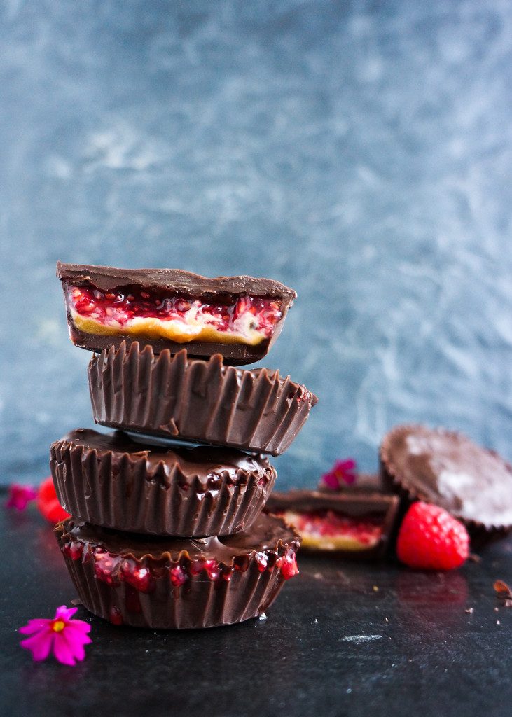 Dark-Chocolate-Peanut-Butter-Raspberry-Chia-Jam-Cups