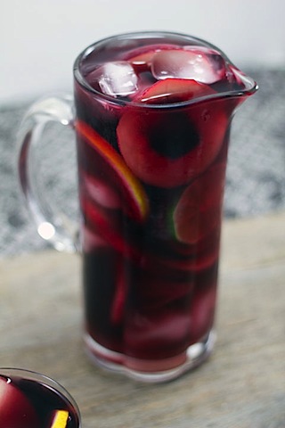 Fall Apple Sangria 1.jpg