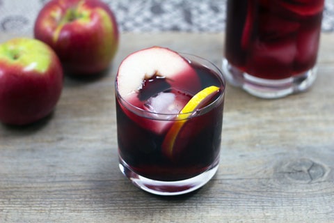 Fall Apple Sangria 2.jpg