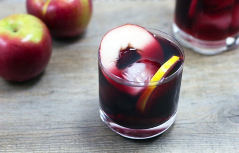 Fall Apple Sangria 4.jpg