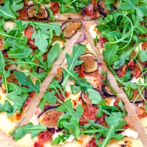 Fig, Prosciutto, and Goat Cheese Flatbread -- This Fig, Prosciutto, and Goat Cheese Flatbread is a little bit sweet, a little bit salty and the kind of flatbread that will make you wish fresh fig season was year round! | wearenotmartha.com