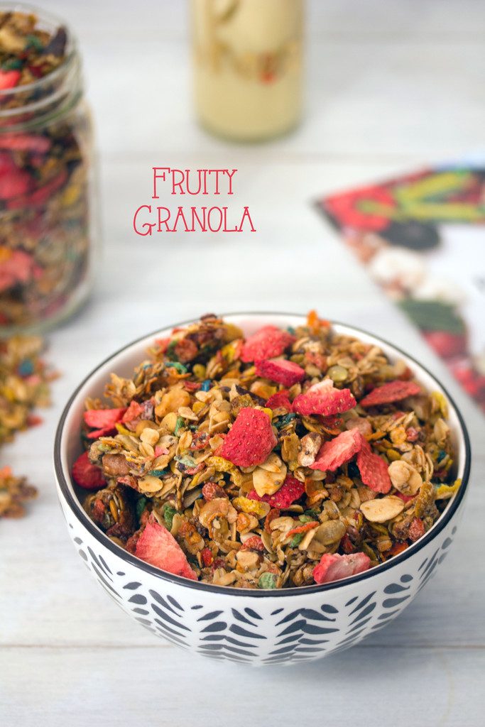 Fruity Granola -- This granola made with Fruity Pebbles and freeze-dried strawberries makes the perfect hostess gift! | wearenotmartha.com