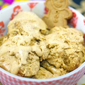 Triple Gingerbread Ice Cream -- This Gingerbread Ice Cream has three types of ginger in it: fresh ginger, ground ginger, and gingerbread cookies. It's perfect for the holidays, but is delicious all winter long | wearenotmartha.com