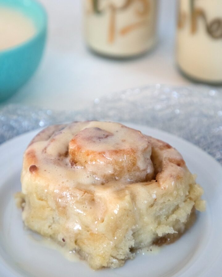 Gingerbread Rolls with Eggnog Glaze -- Gingerbread Rolls with Eggnog Glaze take the classic cinnamon roll and give it a holiday spin. With the zing of ginger and sweet eggnog flavor, these buns make the perfect Christmas breakfast | wearenotmartha.com
