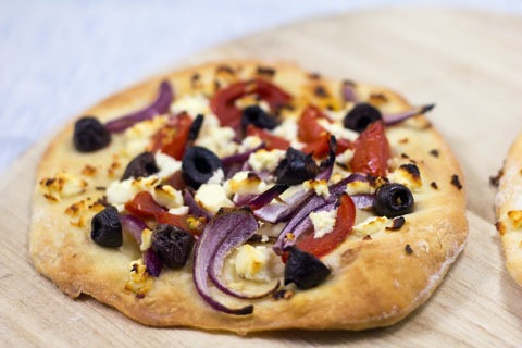 Greek Salad Flatbread 2.jpg