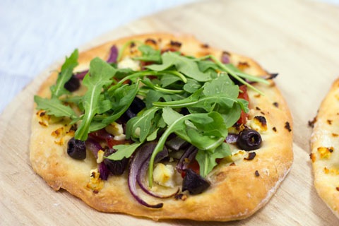 Greek Salad Flatbread 6.jpg