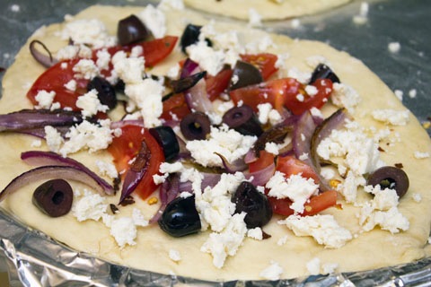 Greek Salad Flatbread Toppings 2.jpg