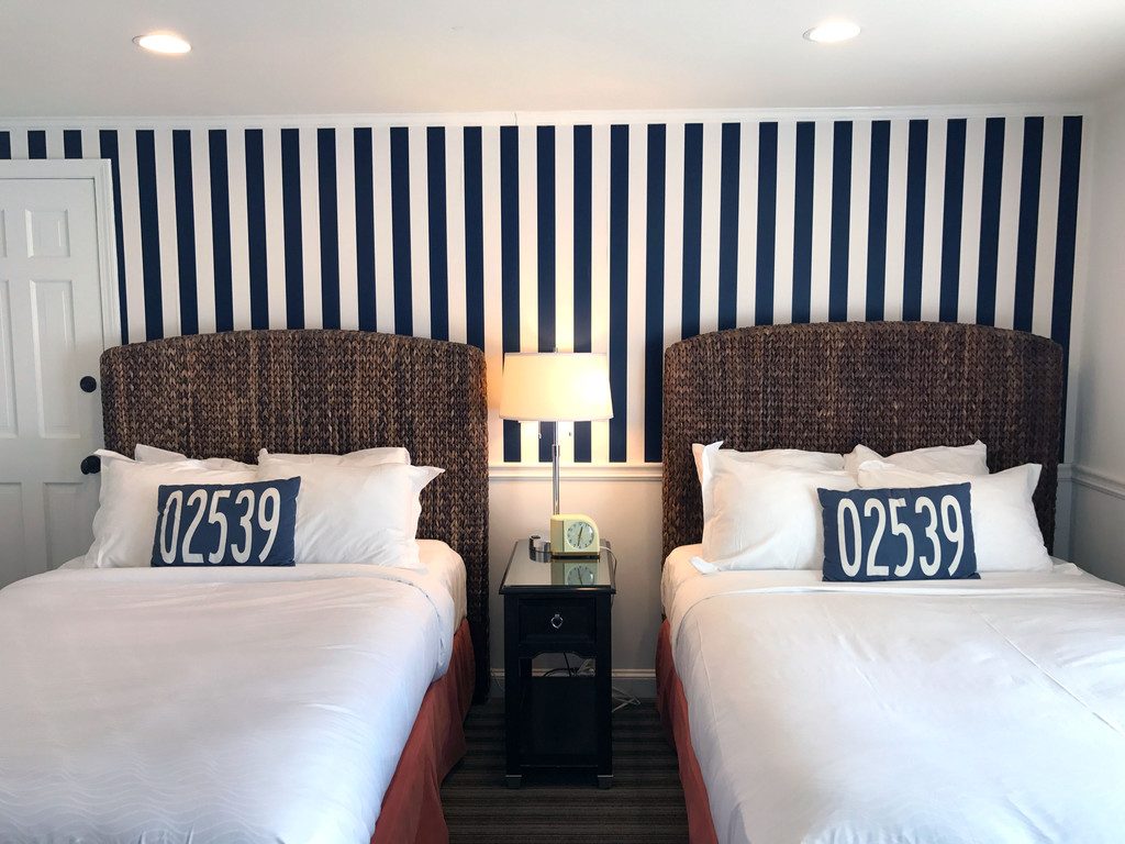 Harbor View Hotel on Martha's Vineyard -- A mini vacation in the off-season | wearenotmartha.com