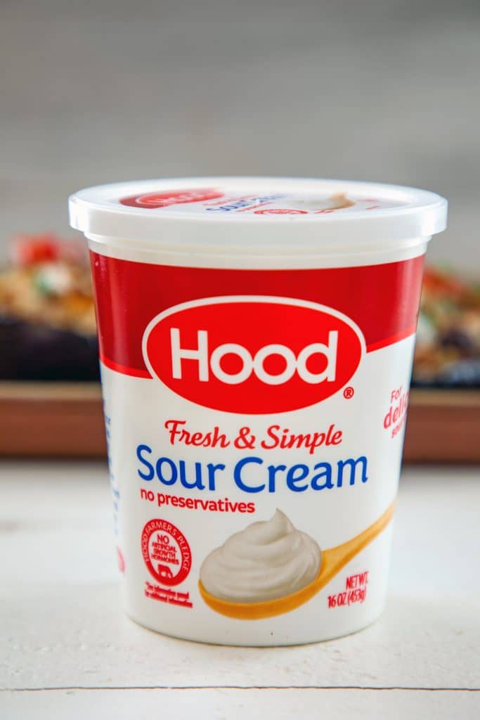 Head-on view of container of Hood Sour Cream.