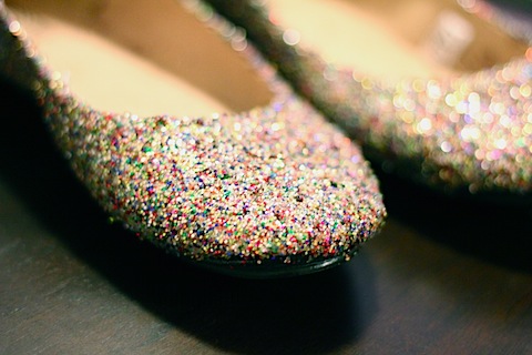 DIY Glitter Flats -- Get crafty by glittering your shoes for cheap! | wearenotmartha.com