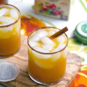Iced Pumpkin Green Tea Cocktail -- Get in the mood for fall with this Iced Pumpkin Green Tea Cocktail. You can leave the vodka out if you desire, but it brings a little bit of extra warming power! | wearenotmartha.com