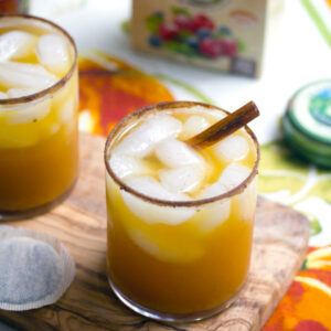 Iced Pumpkin Green Tea Cocktail -- A fall-inspired drink | wearenotmartha.com