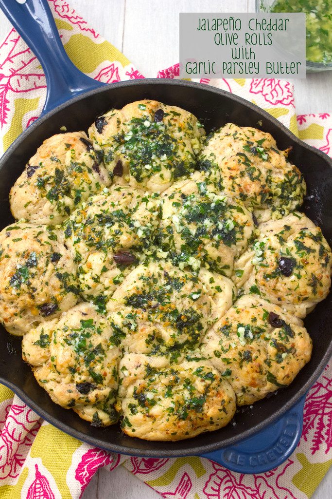 Jalapeño Cheddar Olive Rolls with Garlic-Parsley Butter -- Homemade pull-apart bread for your dinner party | wearenotmartha.com