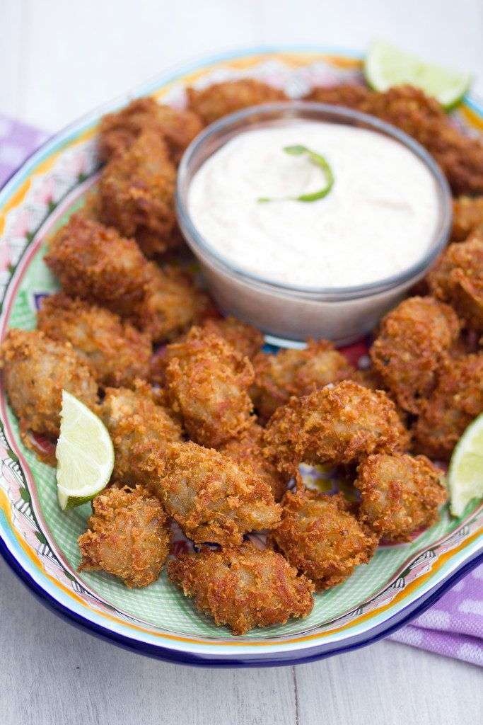 Jalapeño Quinoa Tater Tots -- With quinoa, jalapeño and parmesan cheese, these quinoa tater tots are way more fun and flavorful than the average tot! | wearenotmartha.com