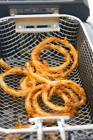 Onion Rings in the Ninja Frying System (and a Giveaway!)