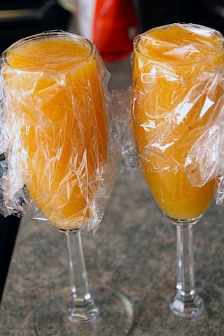 Peach-Bellini-Jelly-Champagne.jpg