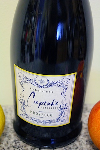 Peach-Bellini-Jelly-Prosecco.jpg