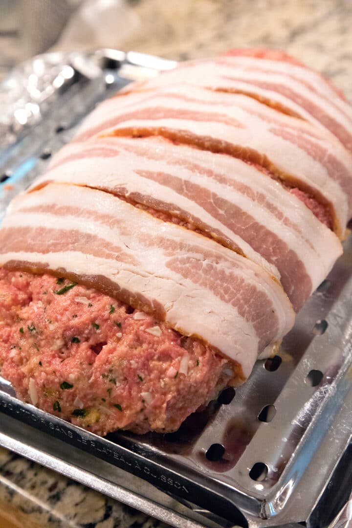 The Pioneer Woman S Meatloaf Recipe We Are Not Martha   Pioneer Womans Meatloaf Bacon Wrapped 720x1080 