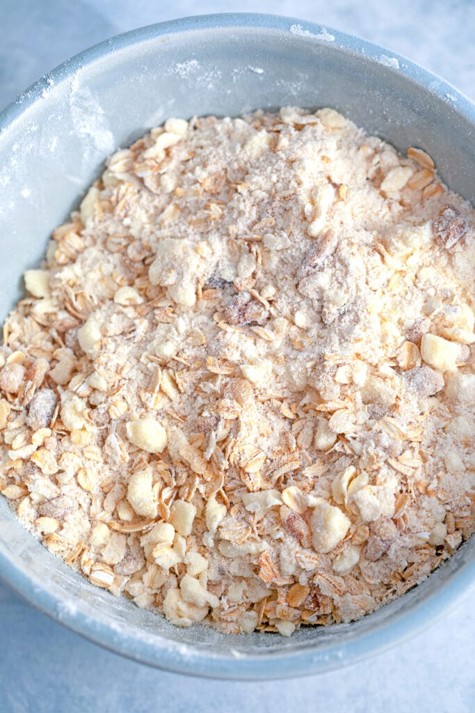 Dough for crust with oats and walnuts mixed in