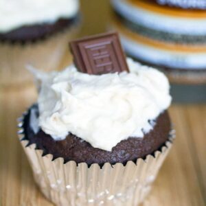It doesn't get any better than these S'mores Vodka Cupcakes, which involve s'mores vodka in both the cake and the frosting... Plus, they have a marshmallow fluff center!