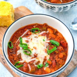 Slow Cooker Chili -- This Slow Cooker Chili simply requires browning the meat, chopping some veggies, and then cooking on low for 8 hours. It doesn't get much easier (or delicious!) than that! | wearenotmartha.com
