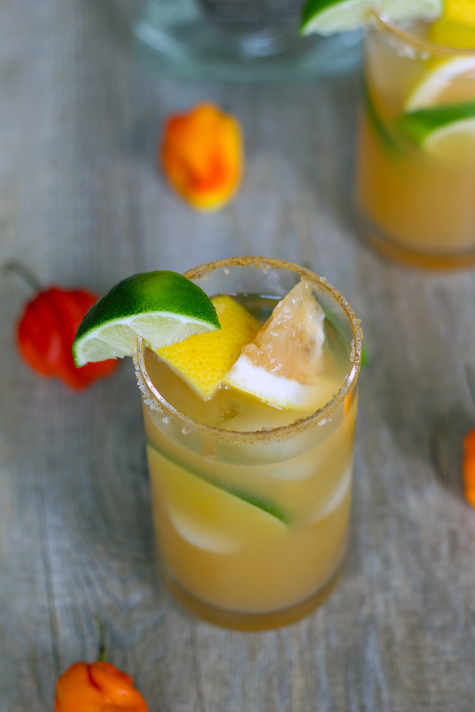 spicy grapefruit margarita