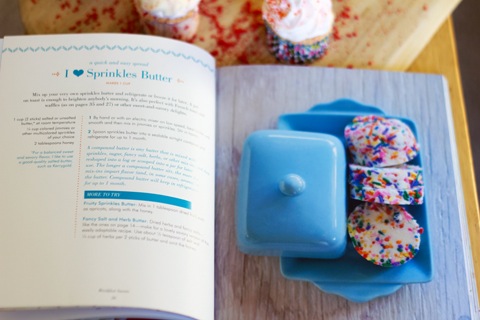 Sprinkles Book Red Cupcakes 17.jpg