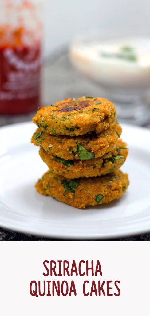 Sriracha Quinoa Cakes -- Sriracha Quinoa Cakes are packed with flavor and protein that will help get you through the day. They make the perfect party appetizer, but are also a deliciously healthy addition to your lunch | wearenotmartha.com #quinoa #sriracha #appetizer