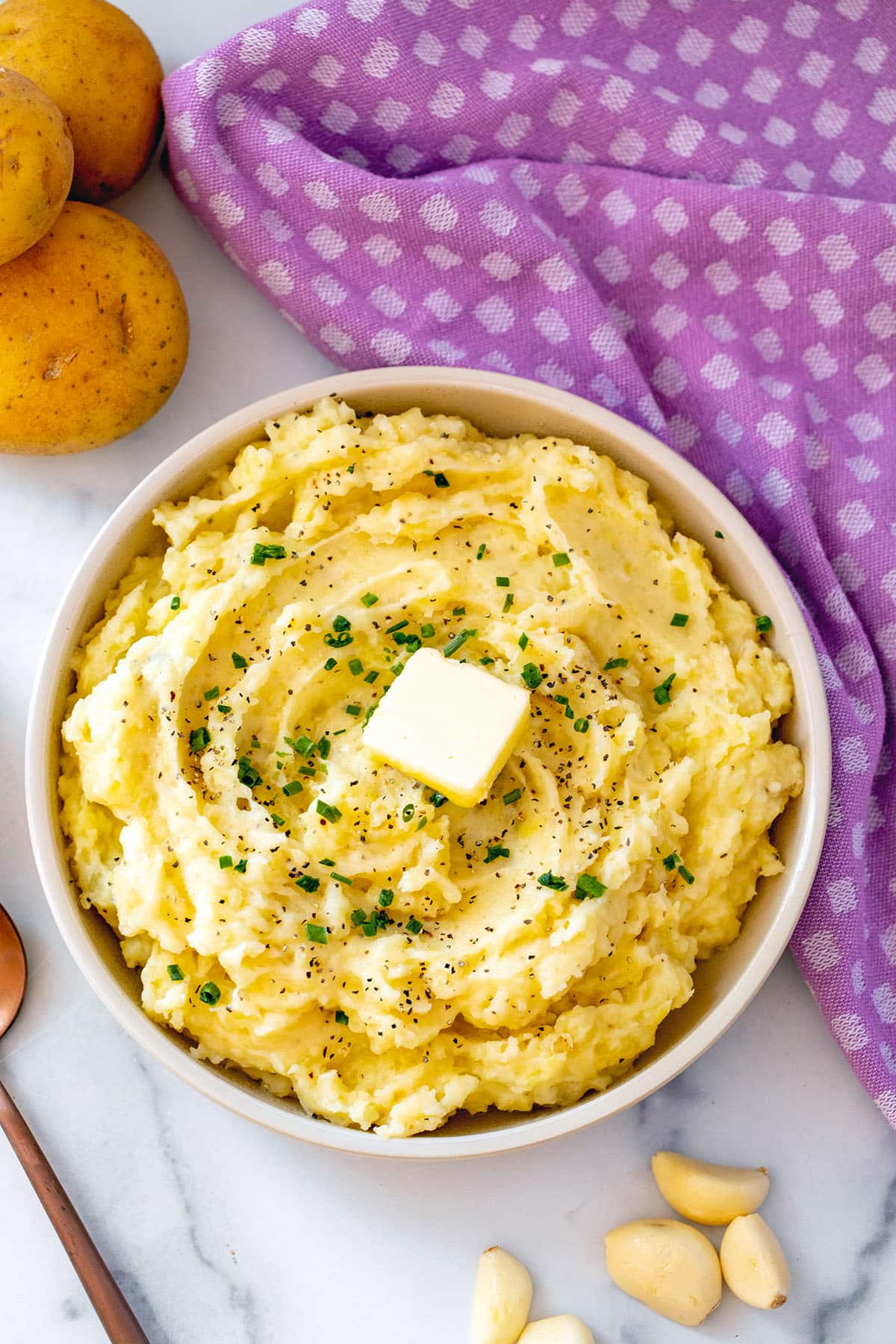 Cheesy garlic on sale mashed potatoes