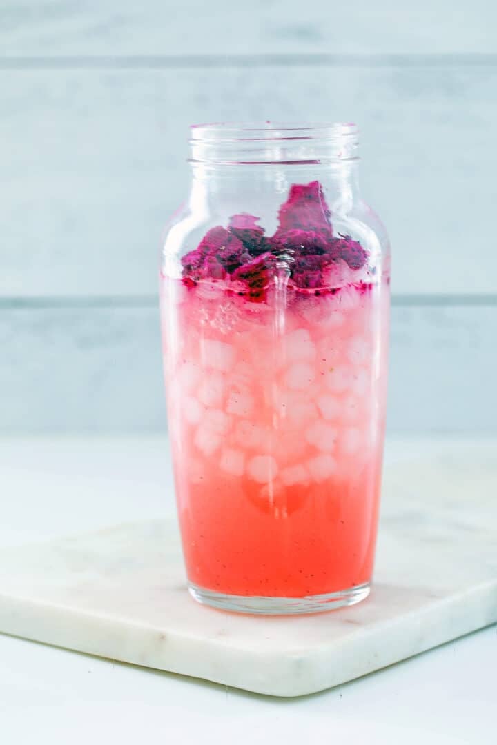 Mango Dragonfruit Lemonade {Starbucks Recipe} We are not Martha