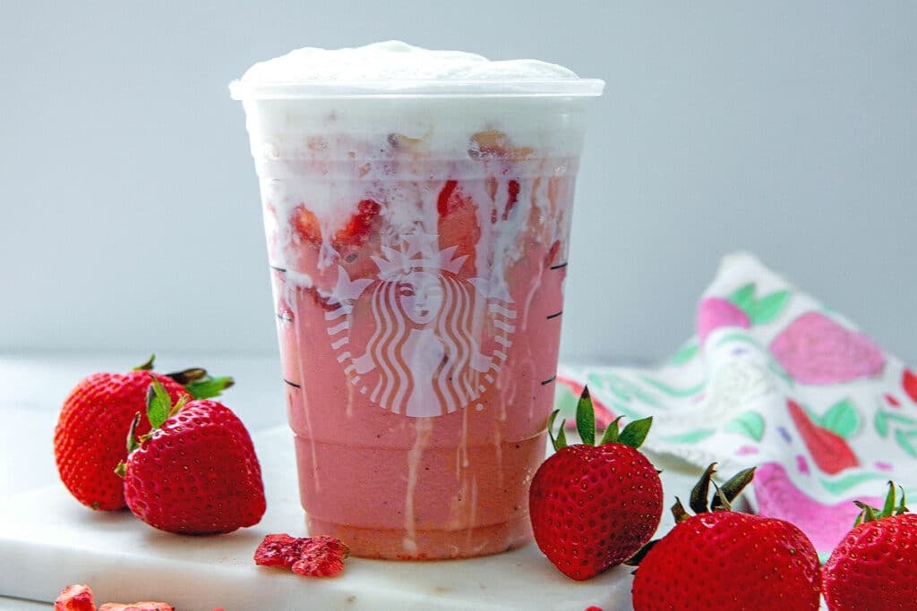 Pink Drink Con Cold Foam